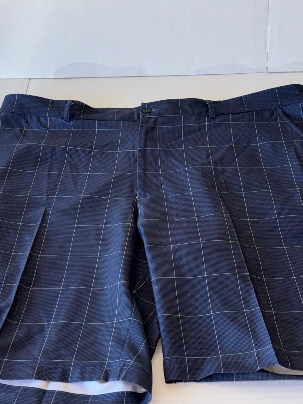 Kirkland Signature Navy Windowpane Flat-Front Golf Shorts